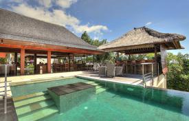 Villa – Bali, Indonesia. 2 740 €  por semana