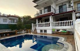 5 dormitorio villa 200 m² en Fethiye, Turquía. $347 000