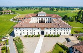 60 dormitorio villa en Lodi, Italia. 8 000 000 €