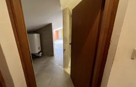 5 dormitorio piso 108 m² en Porat, Croacia. 260 000 €