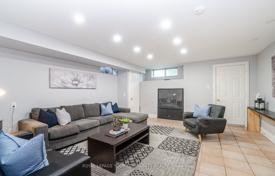 10 dormitorio casa de pueblo en Old Toronto, Canadá. C$2 059 000