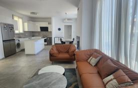 4 dormitorio chalet 230 m² en Emba, Chipre. 650 000 €