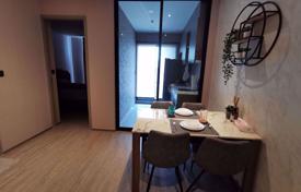 1-dormitorio apartamentos en condominio en Watthana, Tailandia. $298 000