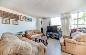 3 dormitorio piso en Etobicoke, Canadá. C$799 000
