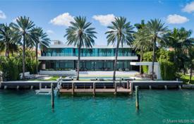11 dormitorio villa en Miami Beach, Estados Unidos. 23 892 000 €