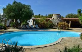 Villa – Santa Maria di Leuca, Apulia, Italia. 7 500 €  por semana