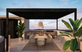 8 dormitorio villa 582 m² en Estepona, España. 2 890 000 €
