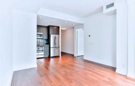 2 dormitorio piso en Lake Shore Boulevard West, Canadá. C$842 000