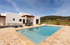 Villa – Ibiza, Islas Baleares, España. 3 700 €  por semana