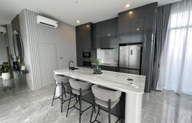 4 dormitorio villa 528 m² en Pattaya, Tailandia. $635 000