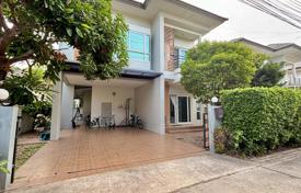 3 dormitorio villa 140 m² en Pattaya, Tailandia. $198 000