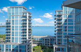 2 dormitorio piso en Lake Shore Boulevard West, Canadá. C$788 000