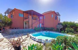 Villa – Playa Paraiso, Adeje, Santa Cruz de Tenerife,  Islas Canarias,   España. 895 000 €
