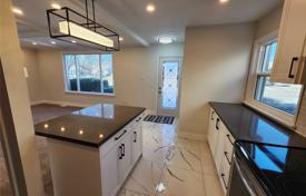 4 dormitorio casa de pueblo en Etobicoke, Canadá. C$1 640 000