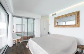 8 dormitorio villa en Vallauris, Francia. 3 300 €  por semana