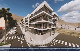 3 dormitorio piso 85 m² en Adeje, España. 407 000 €