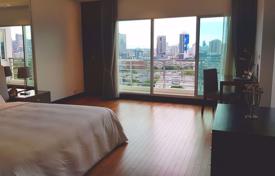 3-dormitorio apartamentos en condominio en Pathum Wan, Tailandia. $4 600  por semana