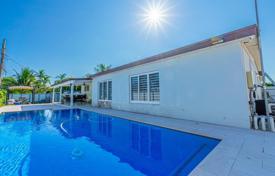 4 dormitorio casa de pueblo 239 m² en Cutler Bay, Estados Unidos. $765 000