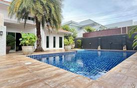 3 dormitorio villa 170 m² en Pattaya, Tailandia. $388 000