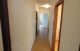 2 dormitorio piso 69 m² en Prague 8, República Checa. Price on request