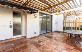 3 dormitorio casa de pueblo 167 m² en West End, Estados Unidos. $515 000