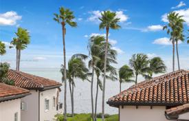 Condominio – Fisher Island Drive, Miami Beach, Florida,  Estados Unidos. $3 890 000
