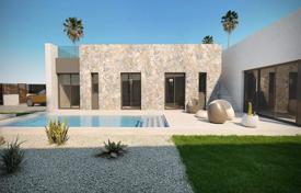 Villa con sótano de 114 m² en un campo de golf en Algorfa. La villa tiene una piscina (8 * 3) m² y jardín en una parcela privada de 422 m².. 595 000 €
