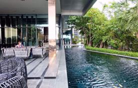 2-dormitorio apartamentos en condominio en Bang Kho Laem, Tailandia. $3 700  por semana
