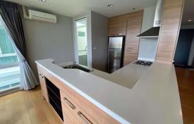 2-dormitorio apartamentos en condominio en Watthana, Tailandia. $329 000