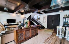 2 dormitorio villa 200 m² en Jalan Umalas, Indonesia. $223 000