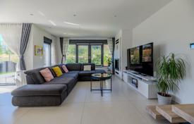 5 dormitorio piso 169 m² en City of Zagreb, Croacia. 850 000 €