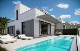 3 dormitorio chalet 252 m² en Finestrat, España. 790 000 €