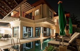 4 dormitorio adosado 450 m² en Choeng Thale, Tailandia. $1 040 000