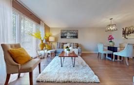 10 dormitorio casa de pueblo en Scarborough, Canadá. C$1 308 000