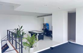 3 dormitorio piso en Pathum Wan, Tailandia. $14 400  por semana