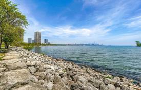 6 dormitorio piso en Etobicoke, Canadá. C$953 000