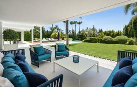 4 dormitorio villa 329 m² en Marbella, España. 4 950 000 €