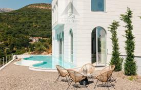 4 dormitorio villa 350 m² en Budva, Montenegro. 3 800 000 €