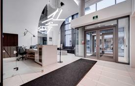 6 dormitorio piso en North York, Canadá. C$866 000
