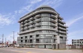 6 dormitorio piso en North York, Canadá. C$920 000