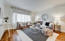 3 dormitorio casa de pueblo en Scarborough, Canadá. C$1 172 000