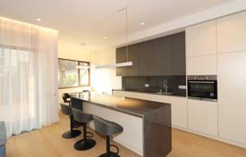 3 dormitorio piso 130 m² en Dzintaru prospekts, Letonia. 650 000 €