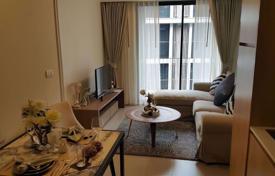 1-dormitorio apartamentos en condominio en Pathum Wan, Tailandia. $216 000