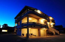 12 dormitorio casa de pueblo 330 m² en Zadar County, Croacia. 2 300 000 €