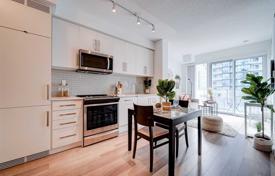 2 dormitorio piso en Yonge Street, Canadá. C$909 000