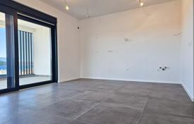 3 dormitorio piso 81 m² en Primorje-Gorski Kotar County, Croacia. 386 000 €