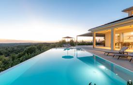 5 dormitorio casa de pueblo 255 m² en Motovun, Croacia. 1 500 000 €