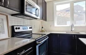 3 dormitorio adosado en North York, Canadá. C$1 198 000