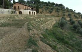 Terreno en Cetona, Italia. 1 900 000 €