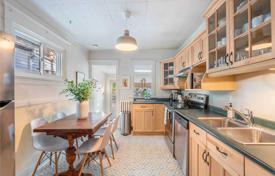 3 dormitorio adosado en Old Toronto, Canadá. C$1 170 000